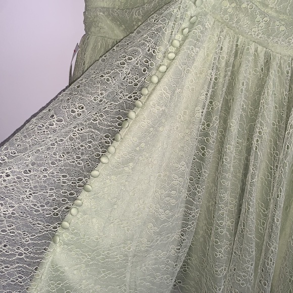 Bardot Bonnie Dress in Pistachio - Picture 10 of 12